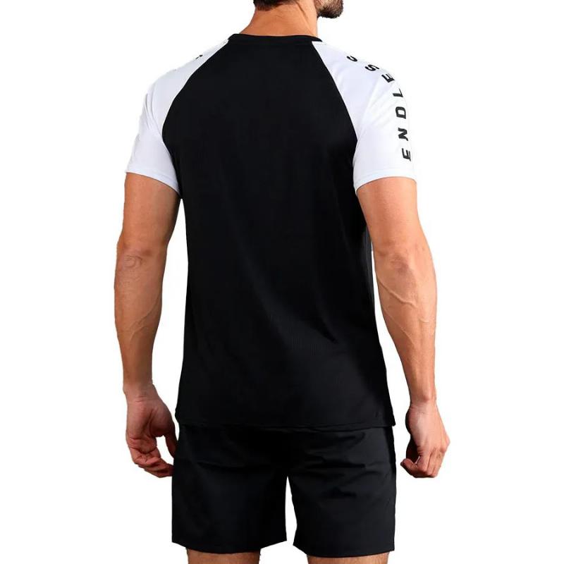 Camiseta Endless Feisty Iconic Negro Blanco